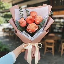 Букет цветов из:  Розы в Агалатово