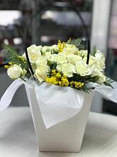 Цветочная композиция из Розы  в Агалатово