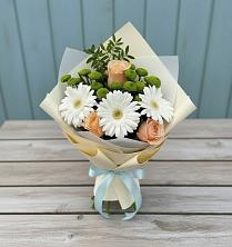 Букет цветов из:  Герберы, Розы и Хризантемы в Агалатово